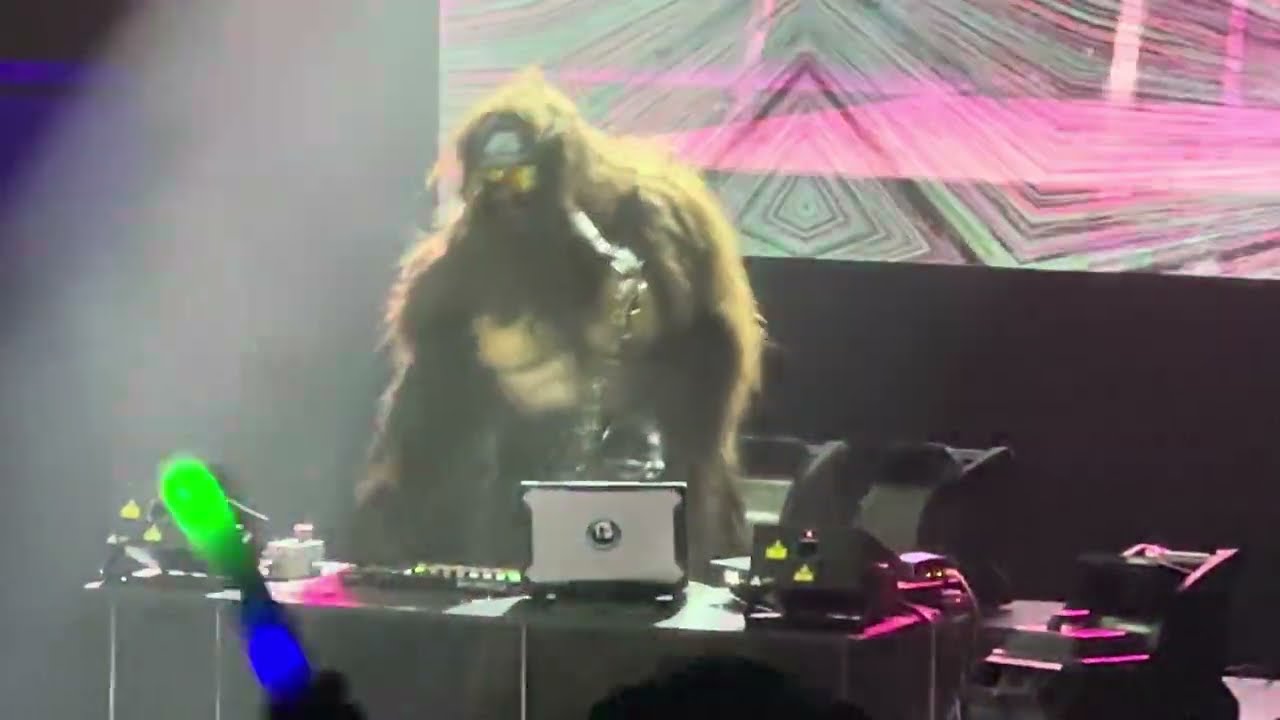 Saxsquatch - Hotel Room Service (Pitbull) - Live at Town Ballroom in Buffalo, NY on 2/27/26