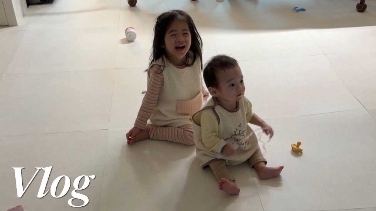 [4남매 VLOG] 이사한 집에서 삼둥이 어린이집 첫 등원🐤 돌촬영(벌써 돌이라니)📸