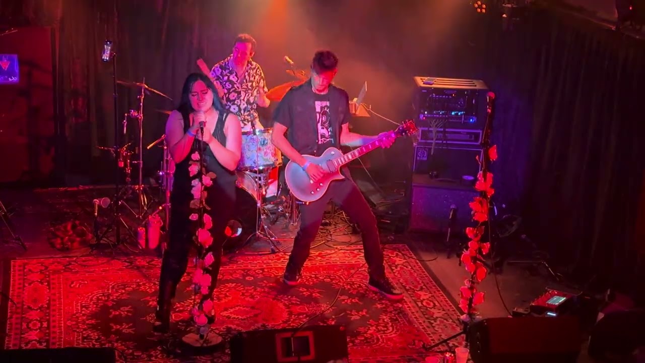 Crashing Atlas - Down The Drain live at The East Room