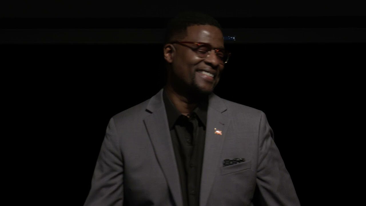 Command Presence: Learning How to See Gray | Victor Allen | TEDxTCCD