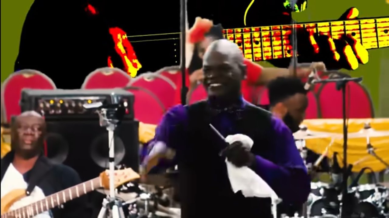 Pastor drops Hit Song during Church Service [Unda Di Blood]