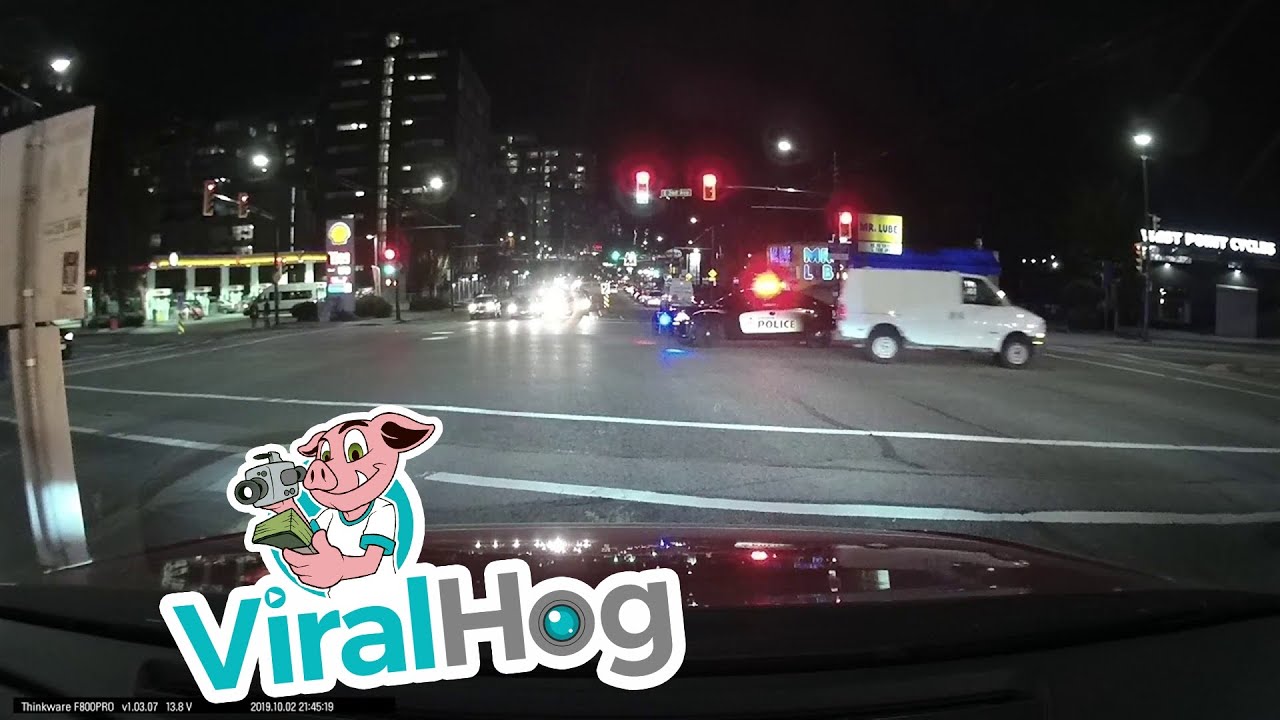 Red Light Runner Gets Instant Karma