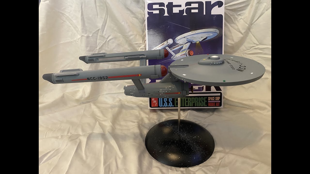 U.S.S. Enterprise 50th Anniversary AMT Kit Completed Build Walkaround