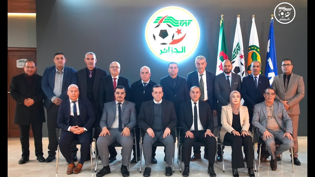 🎥| اجتماع رئيس الفاف السيد وليد صادي برؤساء الرابطات الوطنية والجهوية في إطار المتابعة والتنسيق