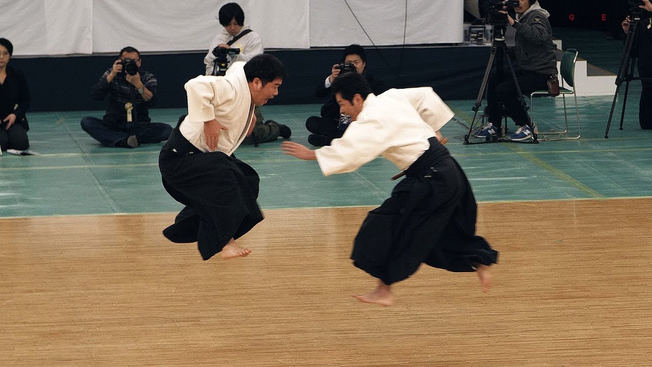 Takenouchi-ryu Ju-jutsu Koshinomawari Kogusoku - 42nd Japanese Kobudo Demonstration (2019)