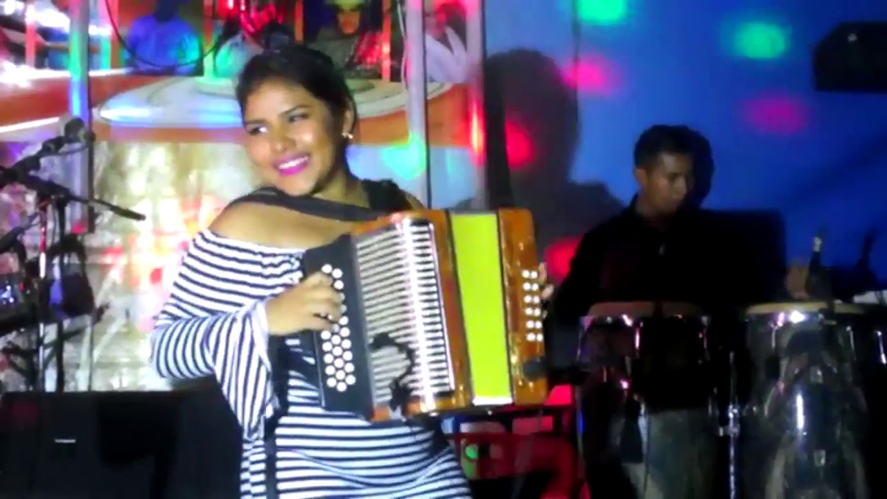 Olvide Olvidarte- Angie la chica cumbia- por la fama tv. panama