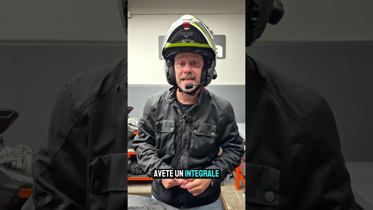 Chiacchierare in moto: s&igrave; o no? Interfono Midland BTR1 #interfono #midlandbtr1 #insella