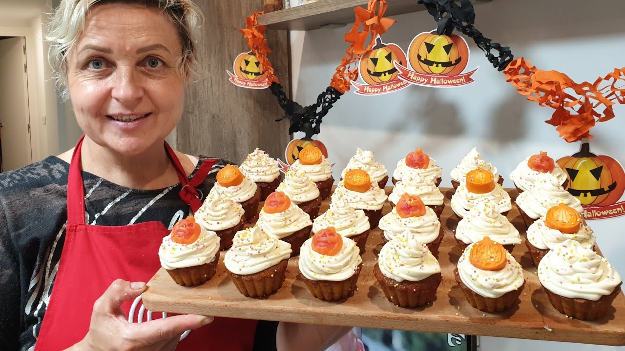 Brioșe cu Dovleac și Cremă de Brânză | Rețetă de Halloween 🧁🎃🥰 | La Flory în Bucătărie