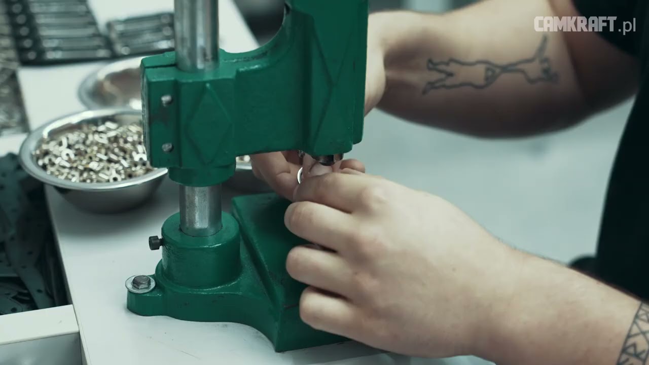 Produkcja indywidualnych breloków reklamowych do kluczy - CAMKRAFT.pl