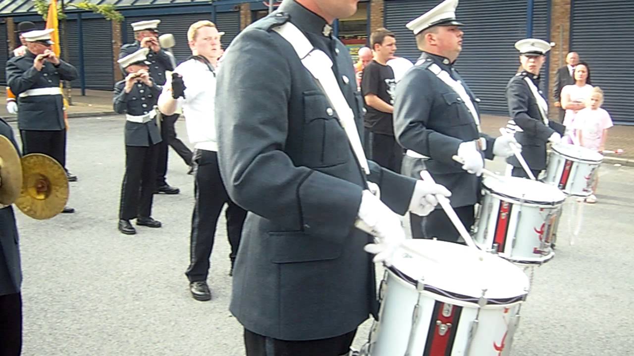 Heroes of The Somme Flute Band in Bootle - 12th of July 2011