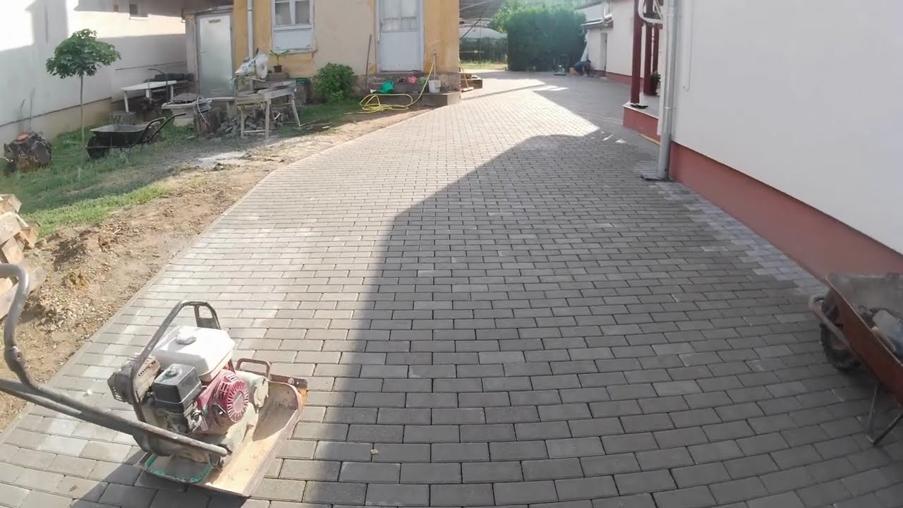 Térkövezés Bag - Györki Építő Kft.