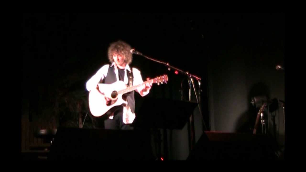 PAS TROP DE PEINE - FRED ELIAN (LIVE)
