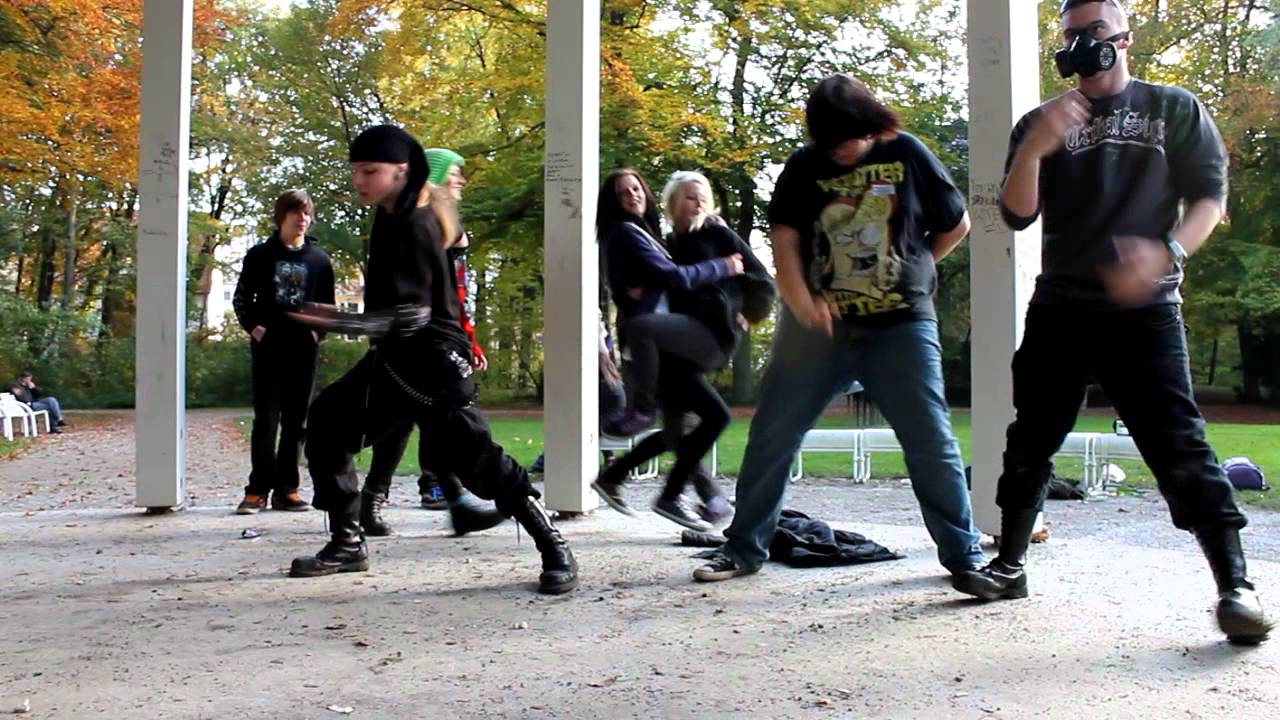 EmoTreff Aalen 29.10.2011 - Industrial Dance 01
