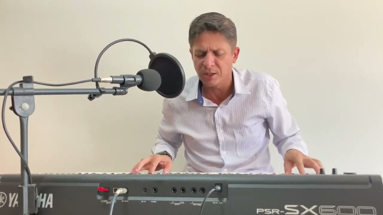 LOUVORES CCB - HINO 17 -  RECORTES DE VIDEO [REPOSTAGEM]