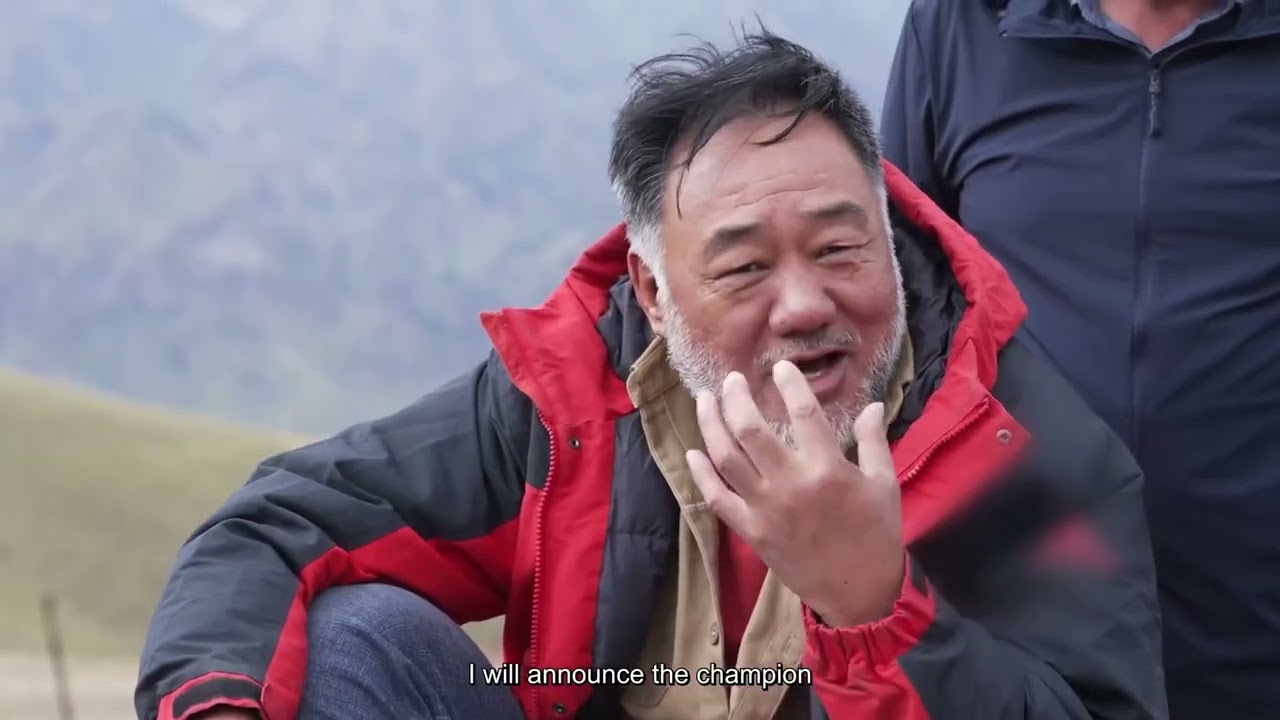 Wondrous Xinjiang: Herdsman photographers capture beauty of pastures