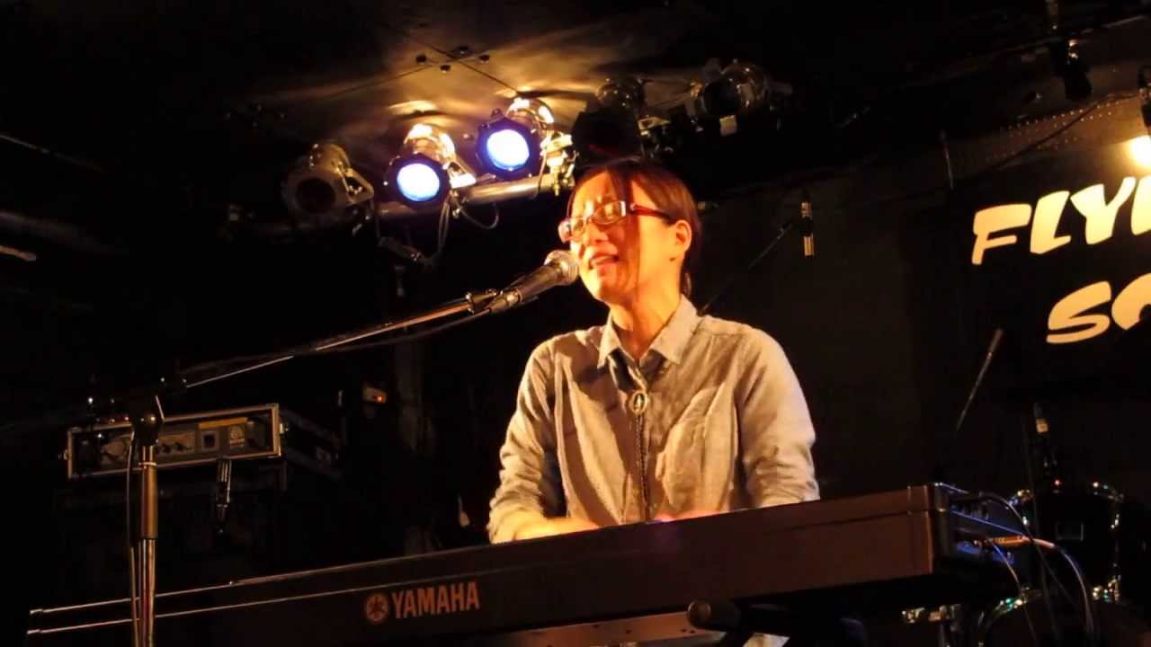 日食なつこ - Fly-by @Flying Son 12/11/2011