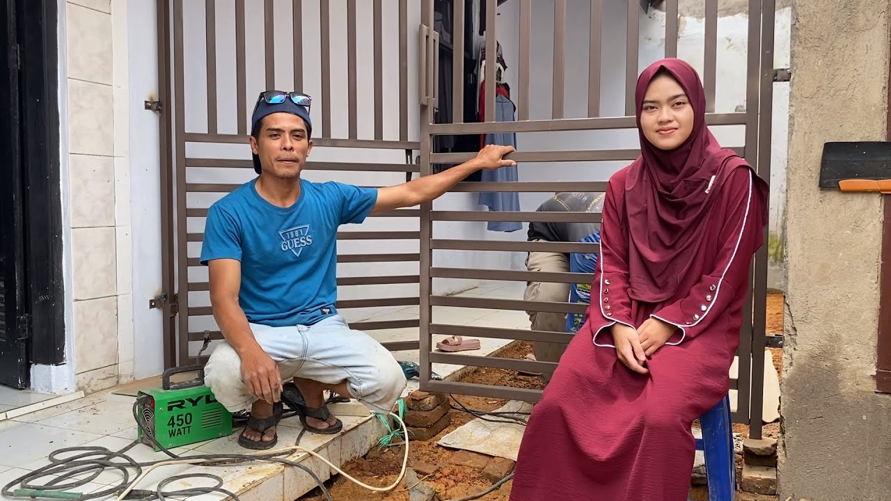NENG RISMA GADIS CANTIK PUTRINYA USTADZAH BAHAGIA BISA BANTUIN NENEK TETANGGA SEBELAH
