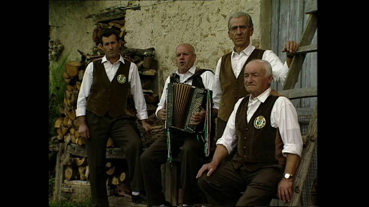 Le Raviole al Vin - (video ufficiale) - Piccola donna