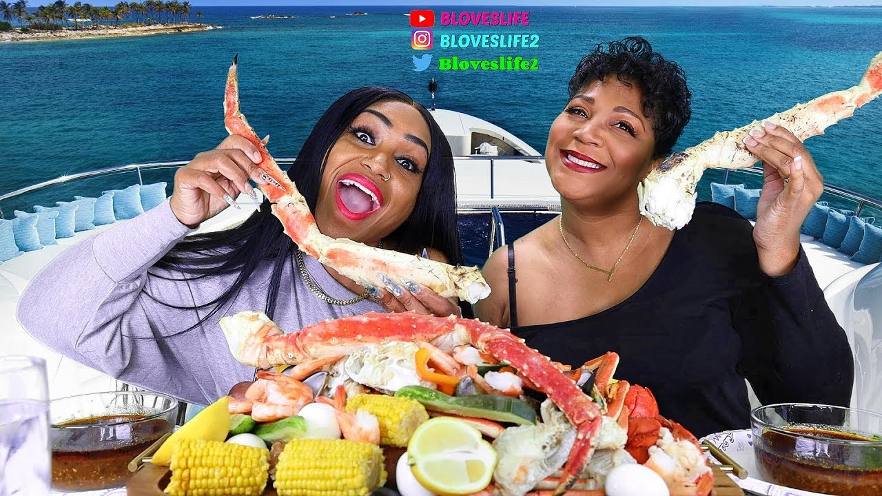 Interview with Trina Braxton as tries my Smackalicious Sauce (reaction)