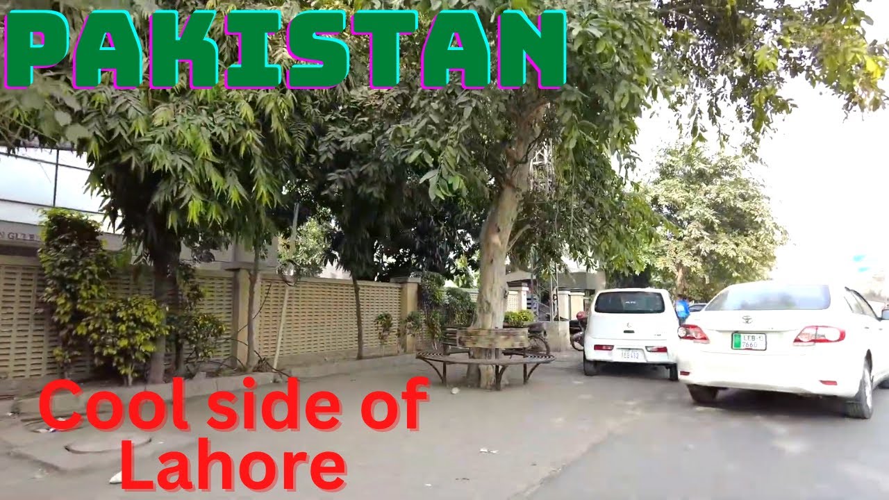 Walk in cool and calm side of Lahore Pakistan- Siddique trade Centre