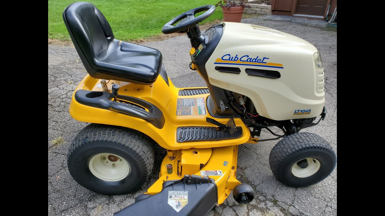 Restoring and Detailing a Cub Cadet Lawn Mower Tractor For Sale