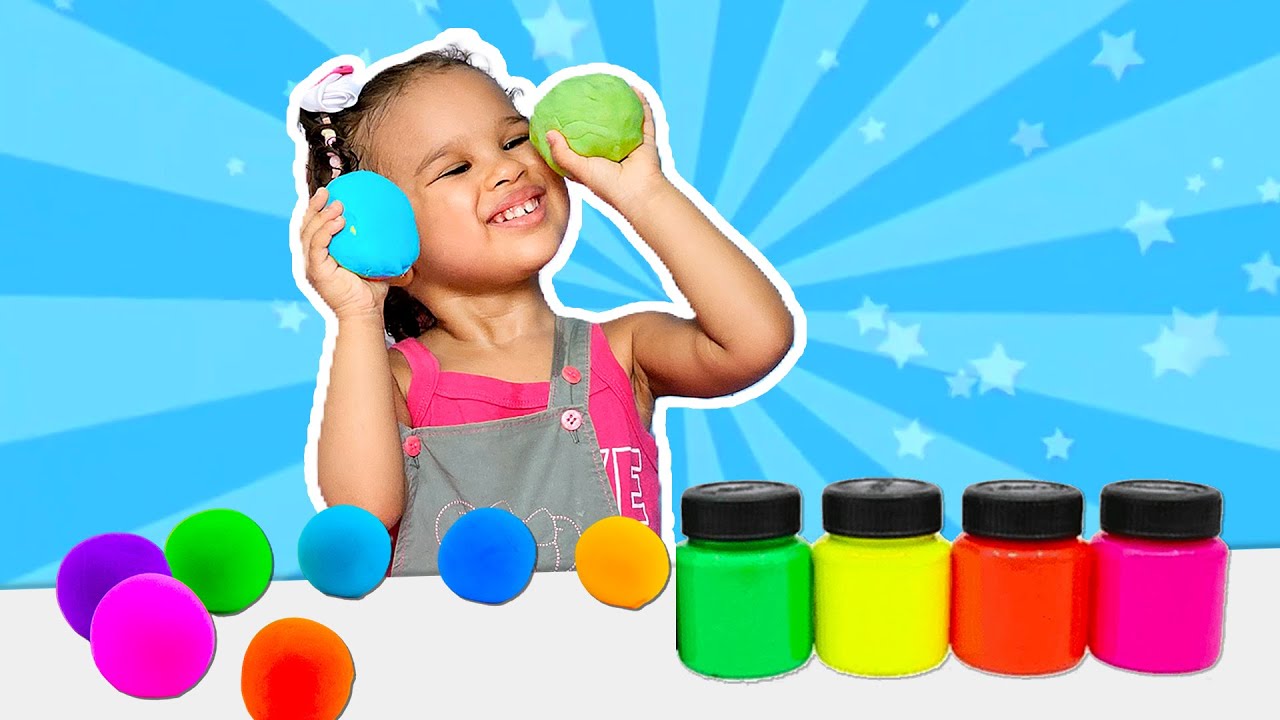 Manuela faz Massinha de Modelar com Tintas Coloridas &ndash; Vamos Aprender Brincadeira Infantil