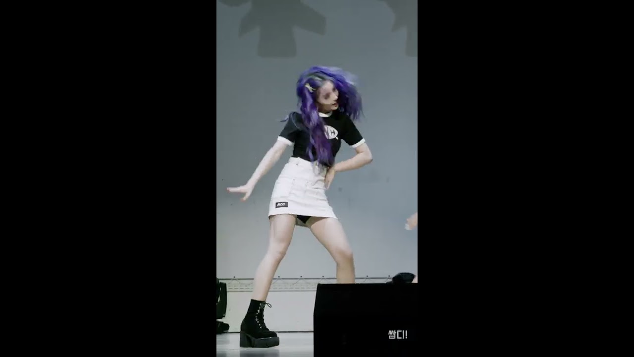 [4K] 20190731 버스터즈( Busters) 예서 세로 직캠- 'Pinky Promise' (핑키 프로미스 쇼케이스) (서울호서예술실용전문학교 대극장)