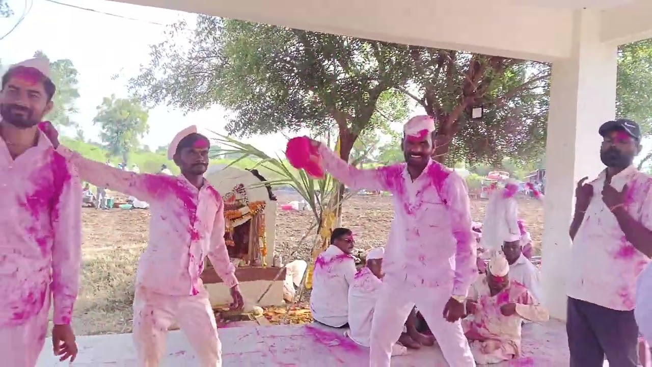 श्री राम गजी घाई नृत्य (महादेव नगर) श्री क्षेत्र कापडगाव येथे आपली कला सादर करताना (१)