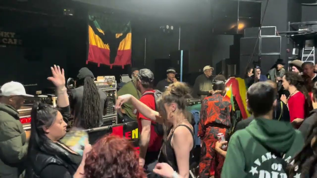 Freedom Masses playing Dubplate @ 2Funky Music Cafe 06/04/24
