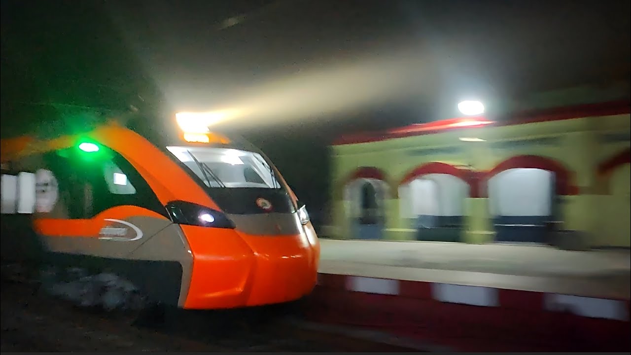 India's First VANDE BHARAT SLEEPER : Kamakhya Howrah Via Katwa First Inagural Run || My Train ||