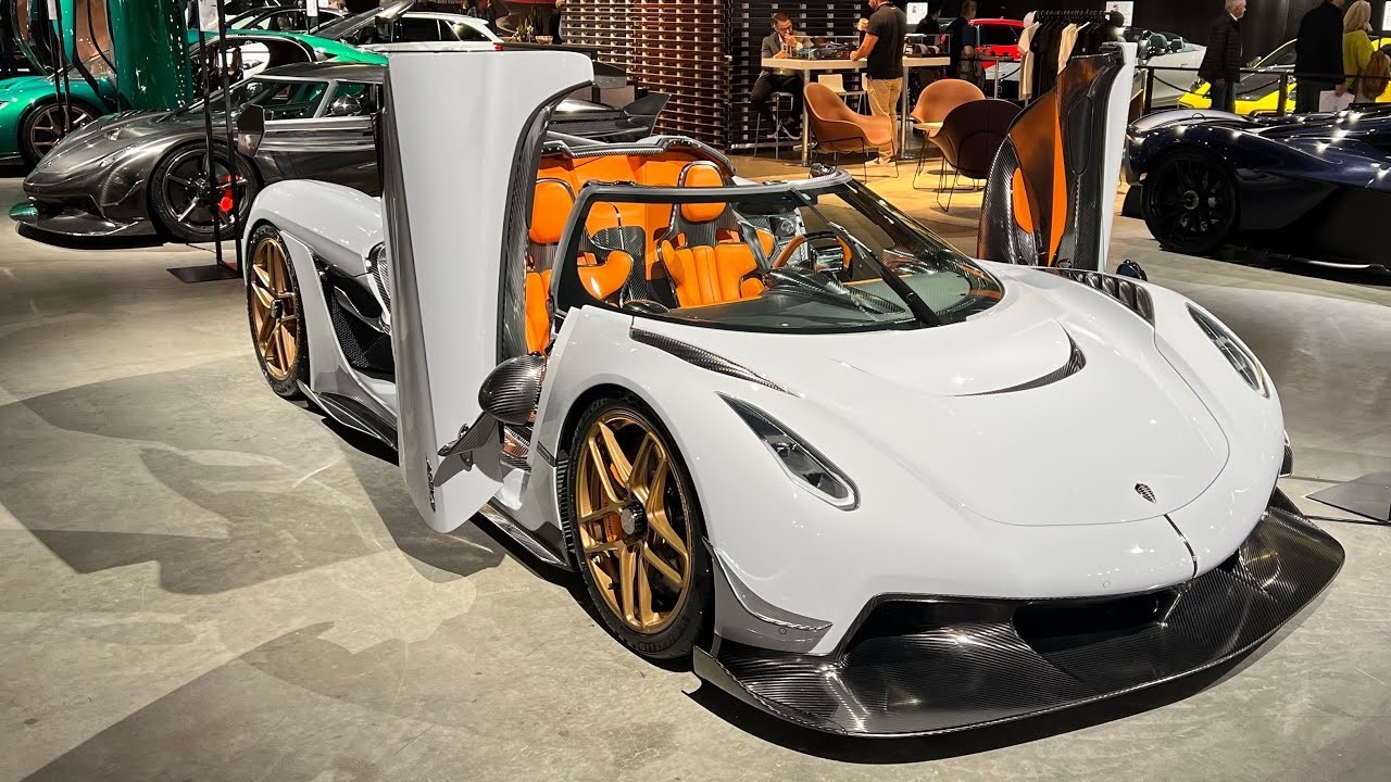 Hypercars + Supercars + Formel-1 Rennwagen + Cars Auto Zürich 2023 4K