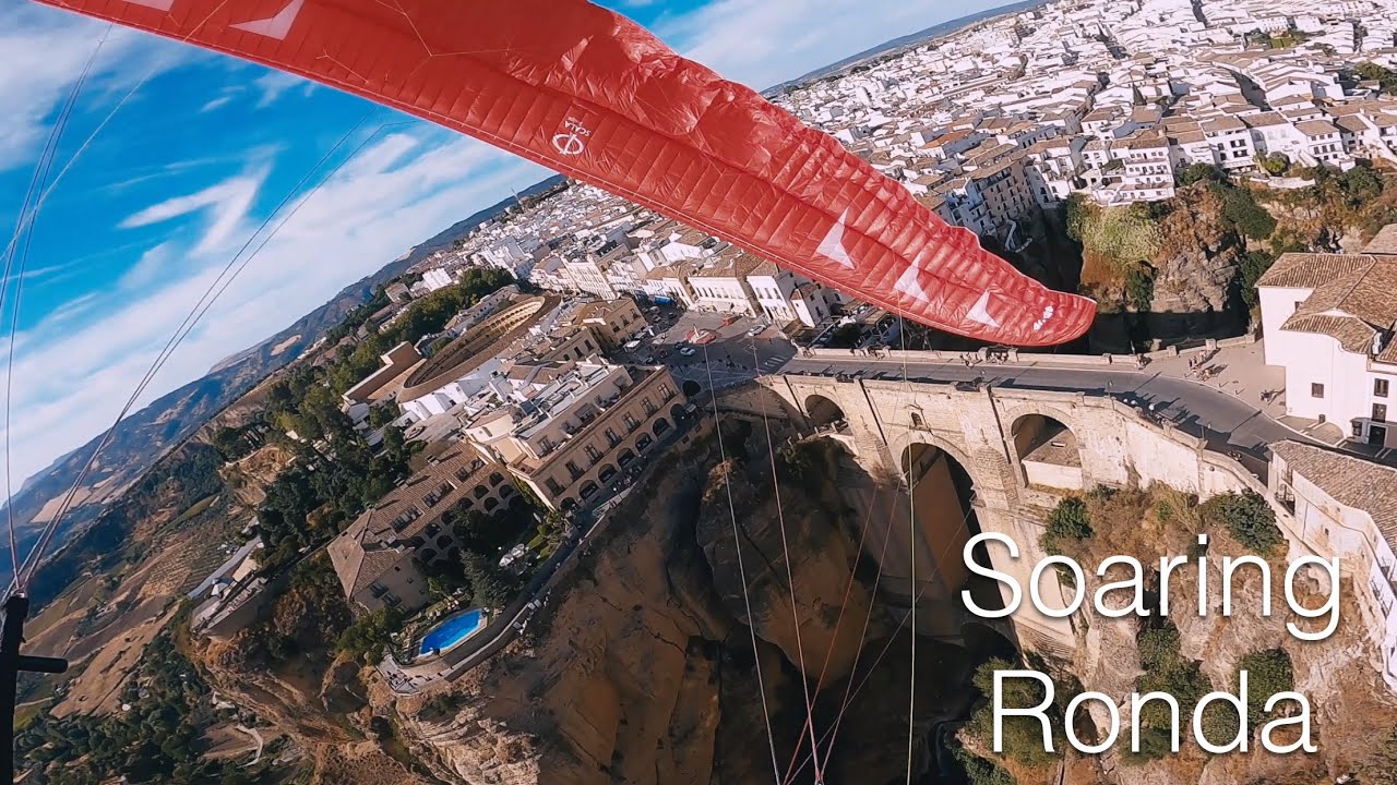 Paragliding with Vultures. Flying from Algodonales to Ronda. 60fps