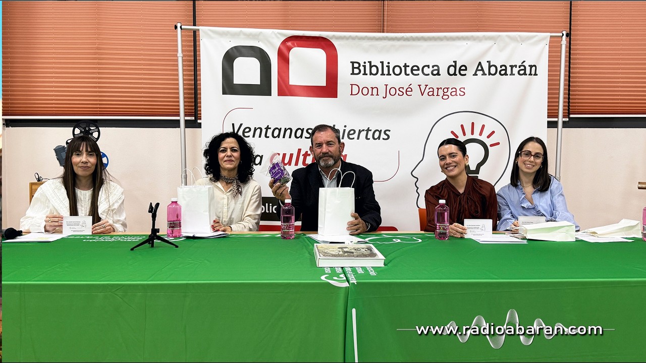 Mesa redonda: Cáncer y prevención, una responsabilidad de todos. 