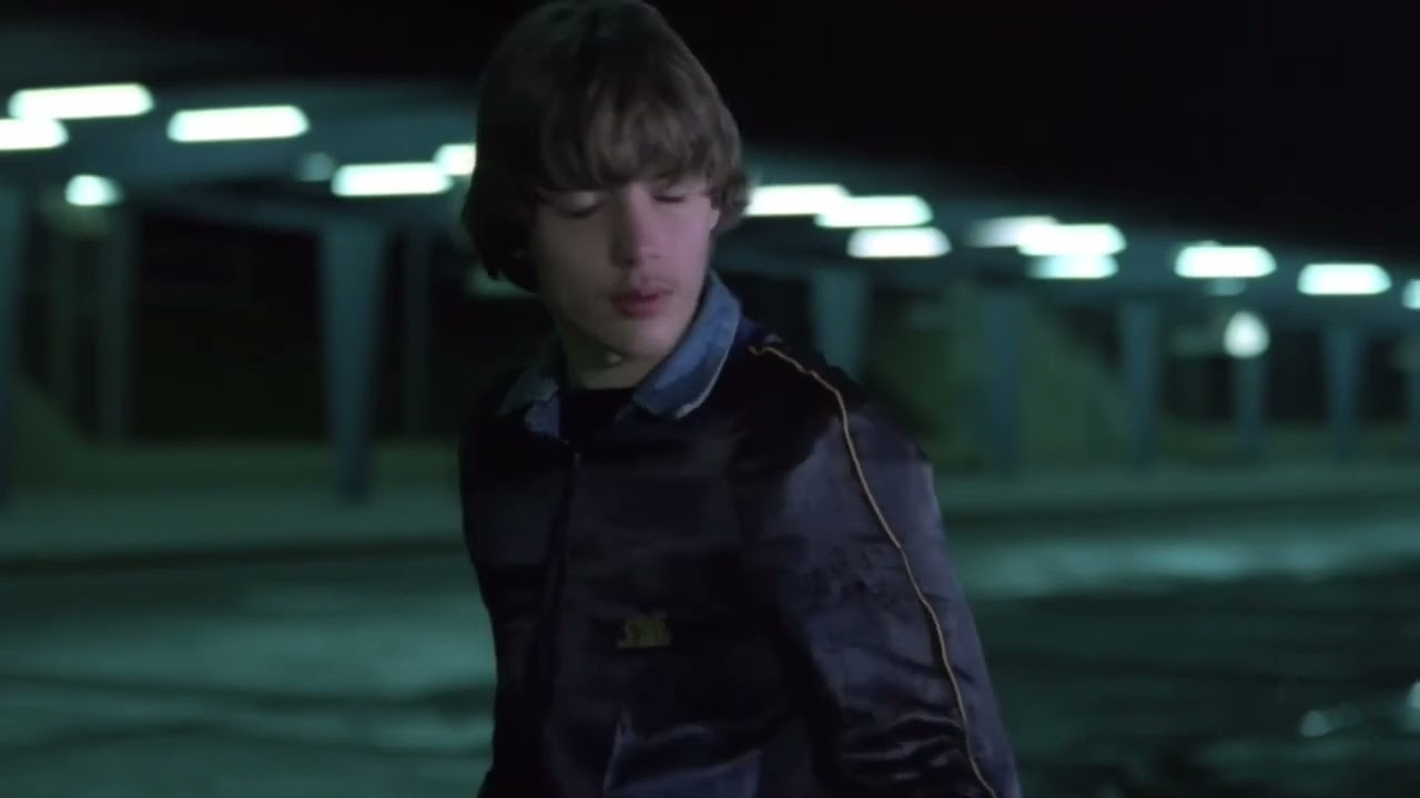 christiane f: Detlef -kept by crystal castles - (and SCENEPACK)