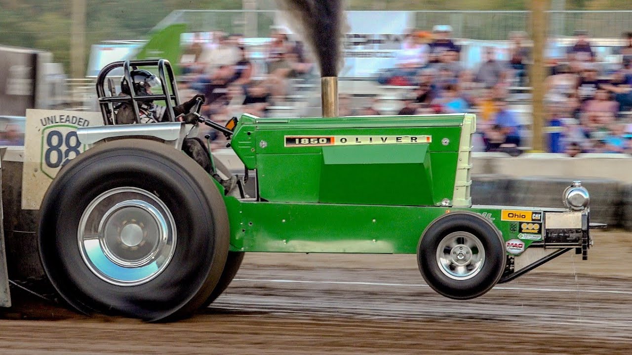 ЭПИЧНО! Соревнования по перетягиванию тракторов! OSTPA Light-Limited Super Stock Tractors! Олд Ва...
