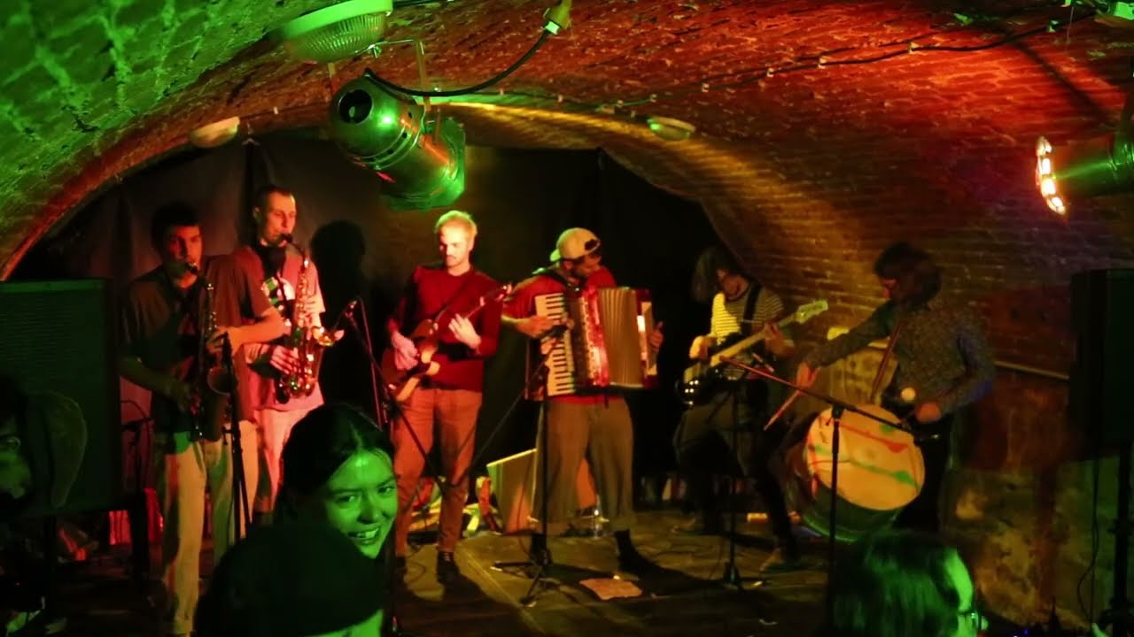 ganjallo reitter LIVE //szerba/hora/kasaphavasi