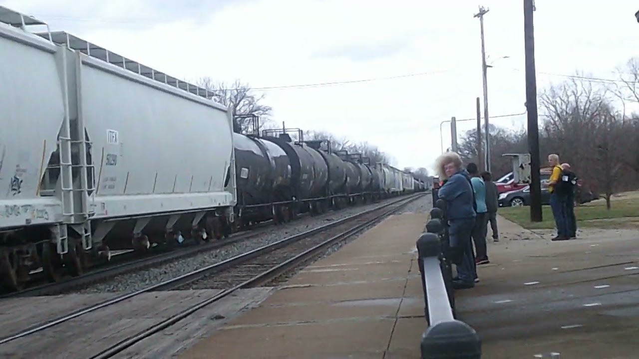 3/7/26 CN with a progress rail trailing, westbound, mixed freight, durand mi