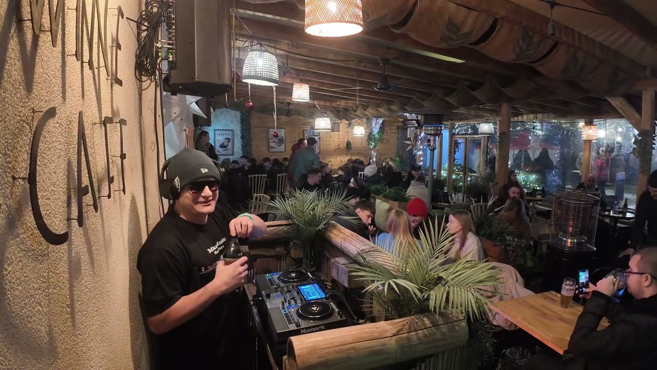 01. Kotzi Dj Set - Live mix from Otwarta - Wine Cafe, Radom, Poland (27.12.2025)