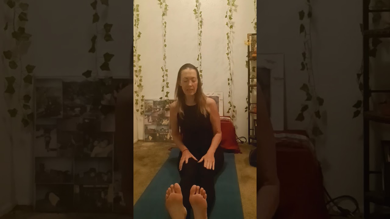 Half Shoelace in the Yin Practice