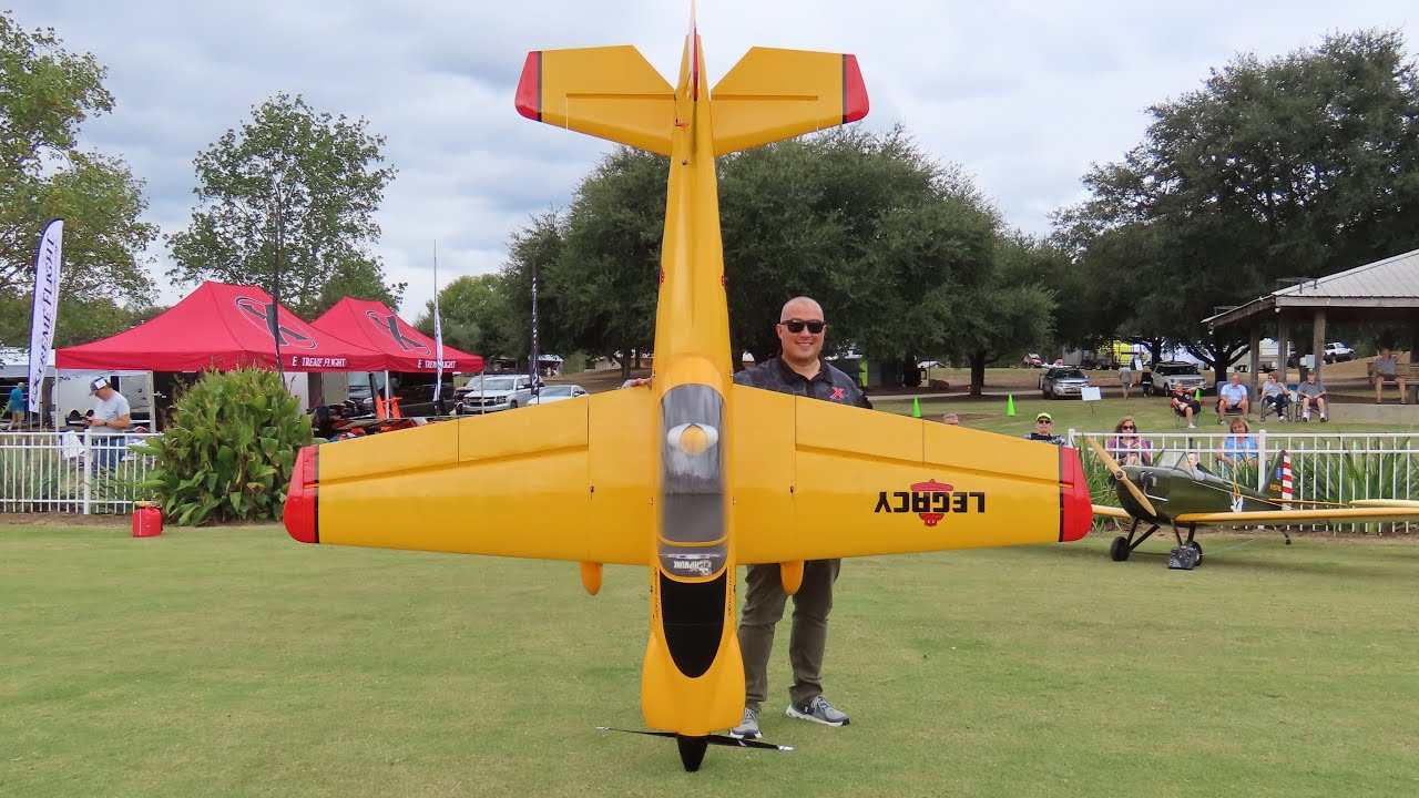 ЭКСКЛЮЗИВНЫЙ ПЕРВЫЙ ВЗГЛЯД!!! Extreme Flight 120cc Chipmunk