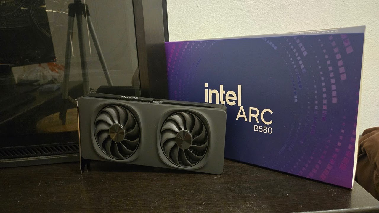 Intel Arc B580 Graphics Card Unboxing and Installation