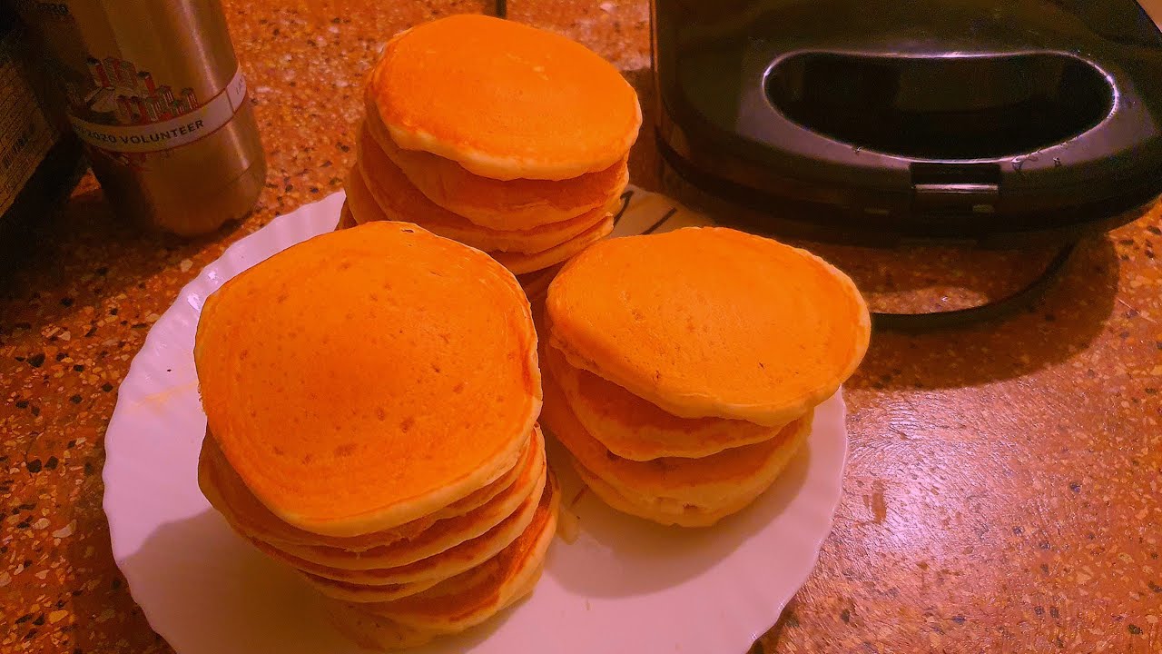 soft delicious fluffy pancakes with milk eggs lemon and self raising flour #fluffypancake#delicious