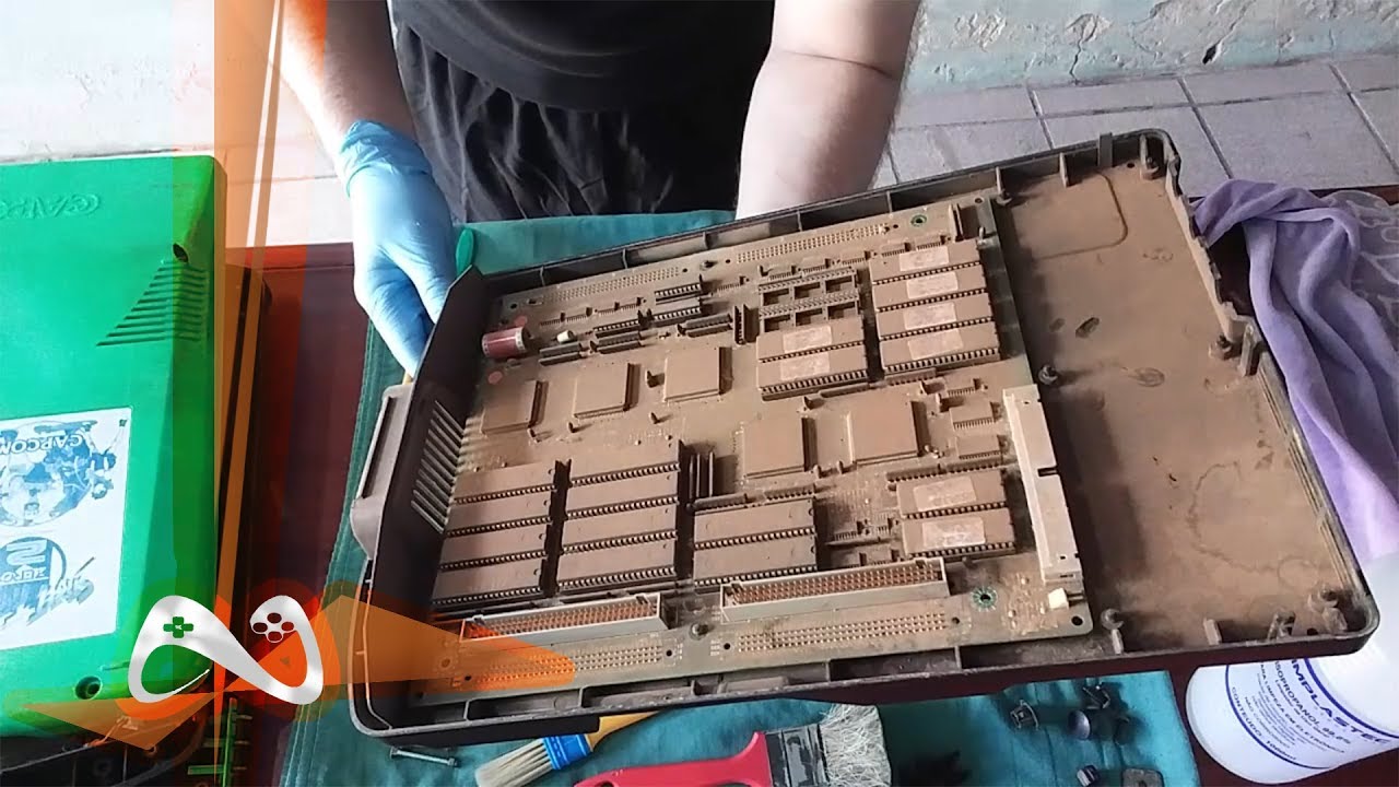 ISSO NUNCA FOI ABERTO! LIMPANDO MINHA CPS2 (Placas para o Fliperama Capcom)