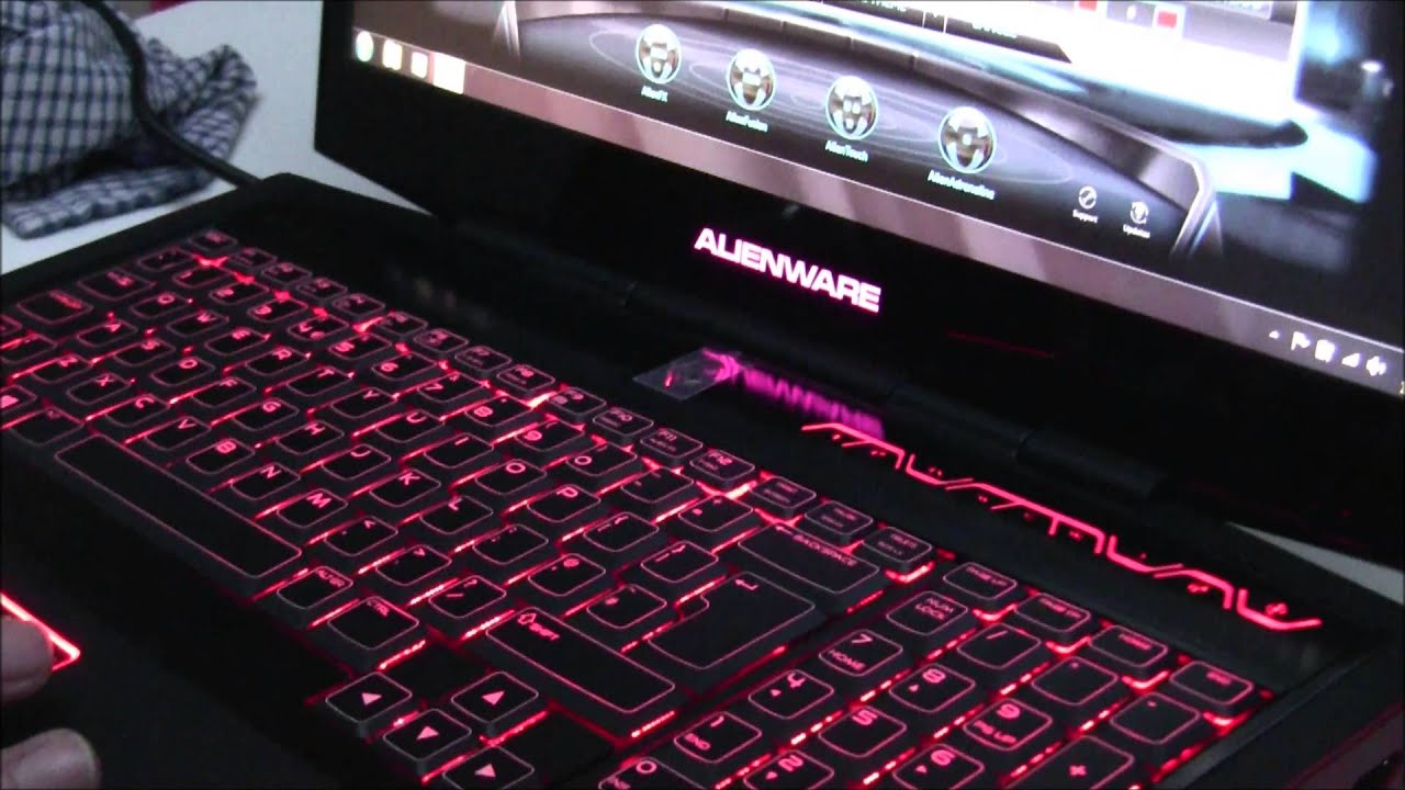Alienware M17X R4 Review, Specs and Software Overview