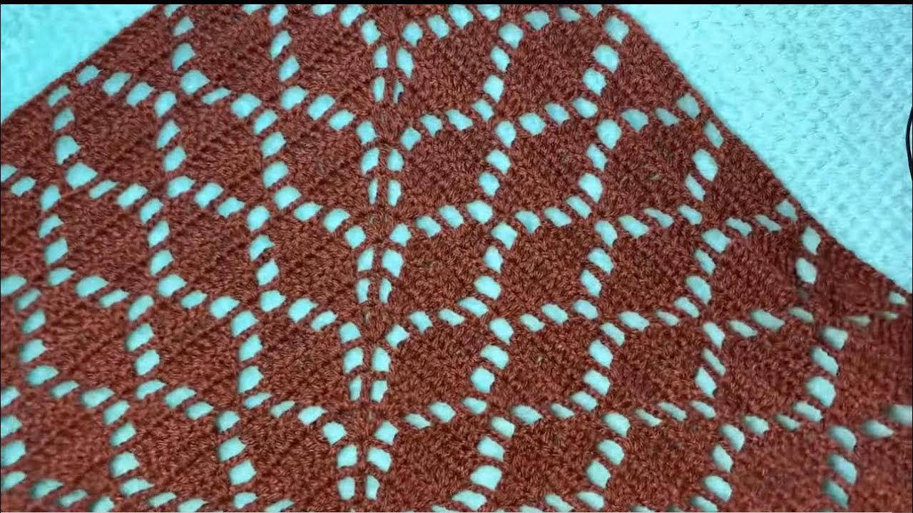 Crochet triangular leaf stitch shawl tutorial