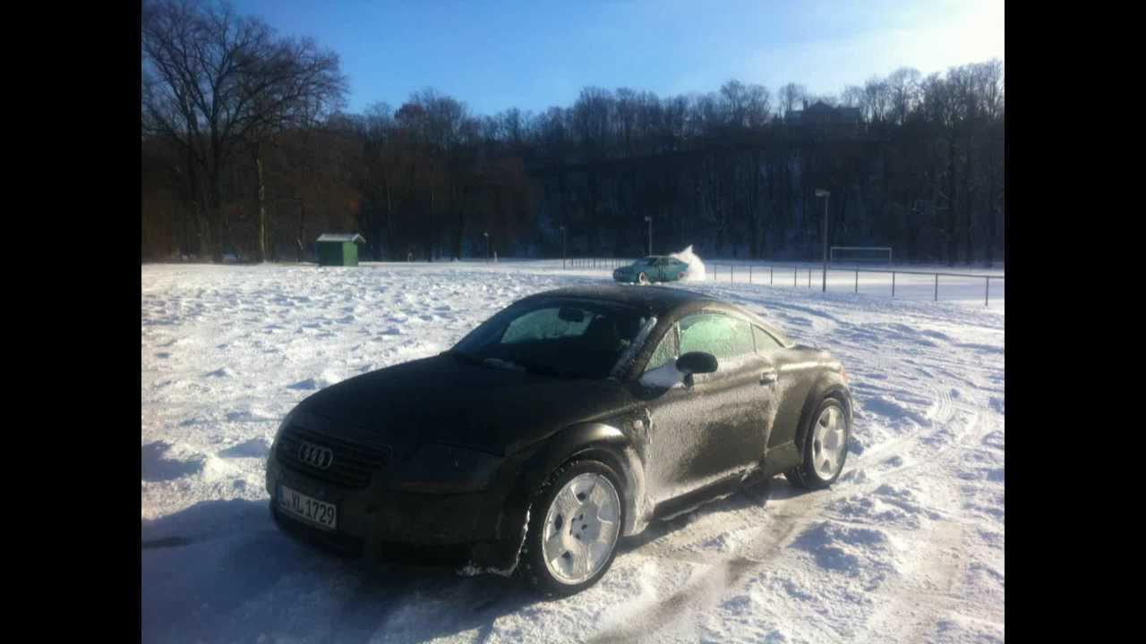 Audi TT Quattro- Snow Drifts