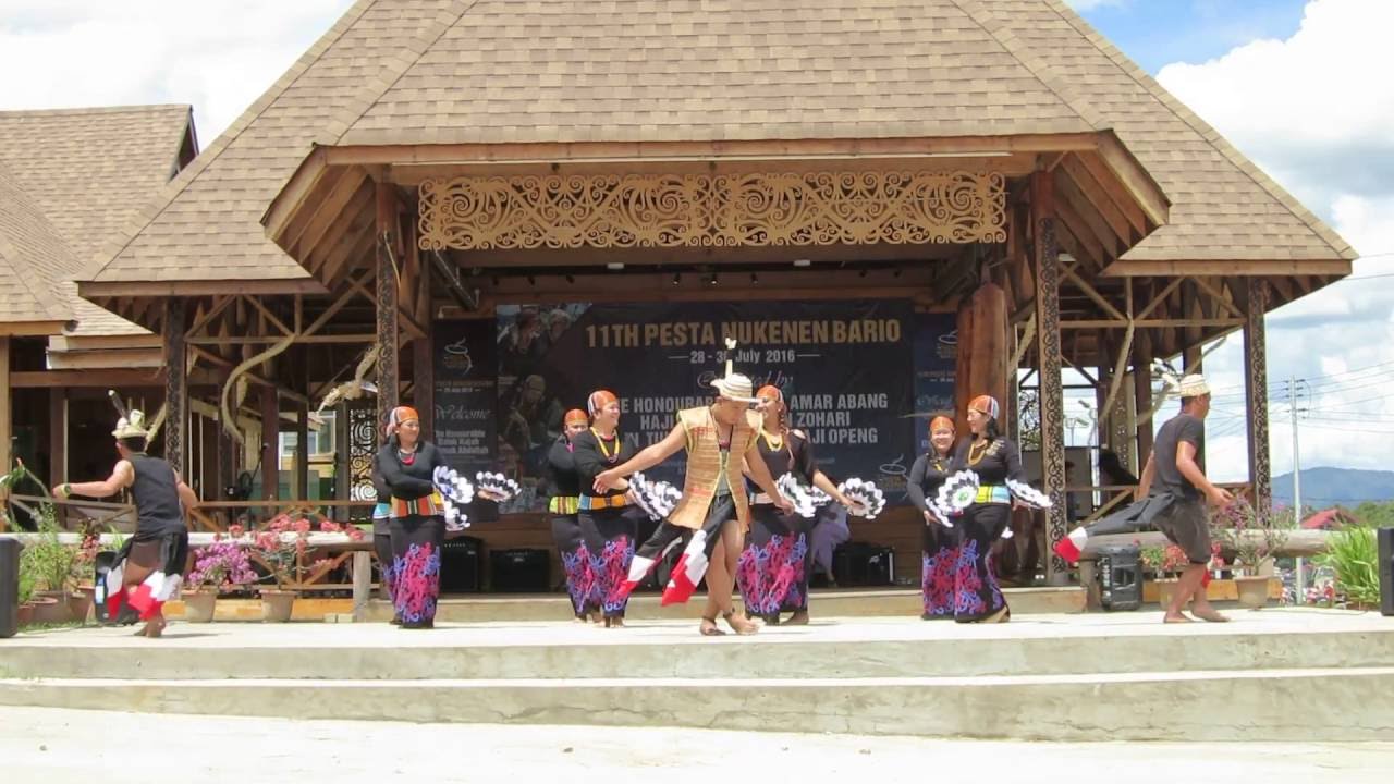 Kelabit traditional dance during Pesta Nukenen Bario 2016