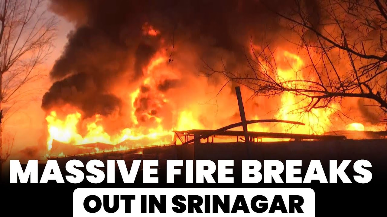Massive Fire breaks out carpet and furnishings godown in Tengpora Srinagar
