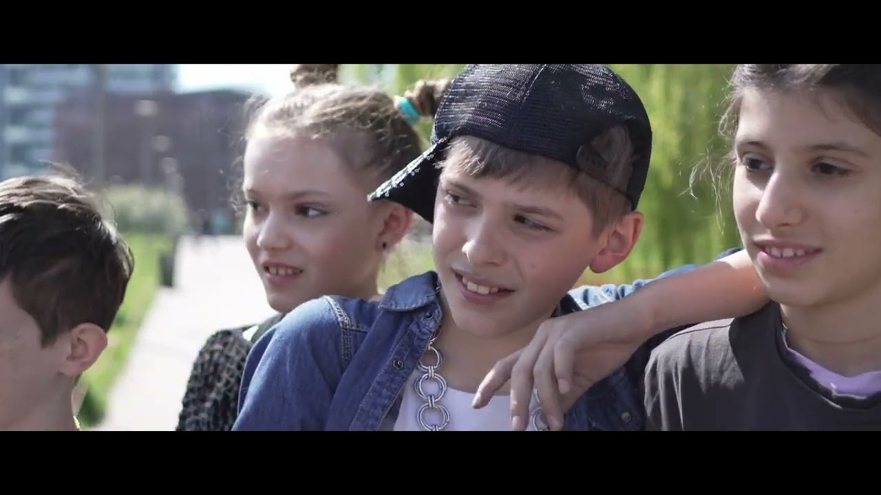 Milano - Happiness |  Cortometraggio School Movie