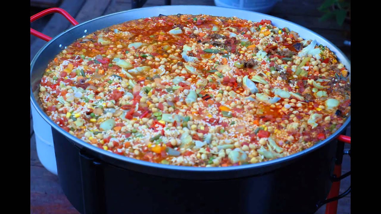 Paella in the BIG pan